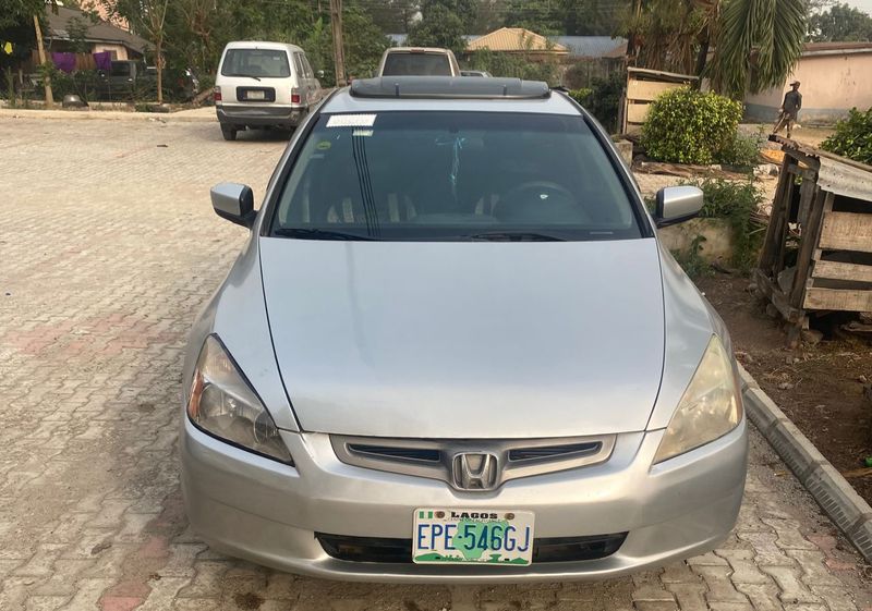 Thumbnail 2 of 2005 Honda Accord LE
